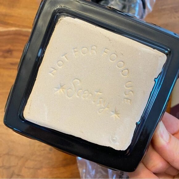 Scentsy Warmer Onyx Full Size Scent Warmer 6in - Picture 10 of 13